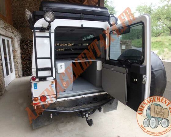 Defender 110 petit raid familial « Camper »