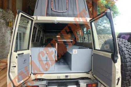Toyota HZJ78  (sur mesure)